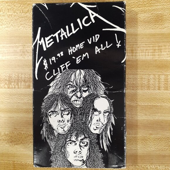 Metallica 19.98 Home Vid Cliff 'Em All VHS  12 Tracks Elektra/Asylum VTG  1987 - Picture 1 of 7
